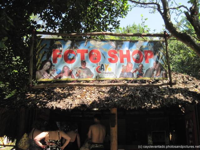 Cayo Levantado Beach Park Photo Shop.jpg
