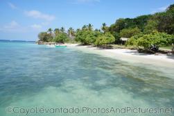 Cayo Levantado pier area.jpg