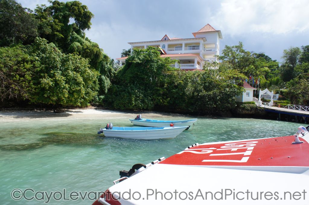 Gran Bahia Principe Cayo Levantado as viewed from pier.jpg