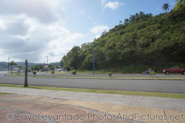 Coastal road at Santa Barbara Samana.jpg